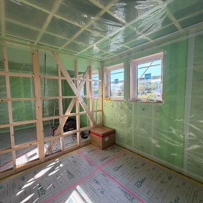 【函館・北斗・七飯の工務店】気密シートは「連続」がポイント。途切れさせない現場の一手間